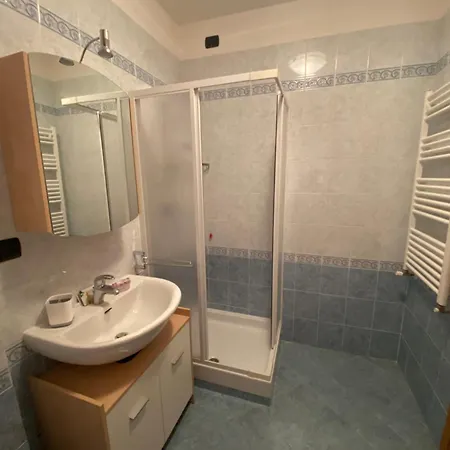 Terrazzo, Metro E Vaticano - Nord *